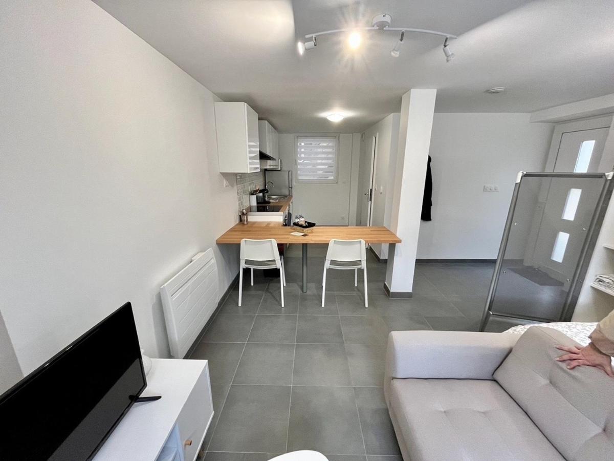 " La Residence Du Chateau " Audun-le-Tiche Extérieur photo