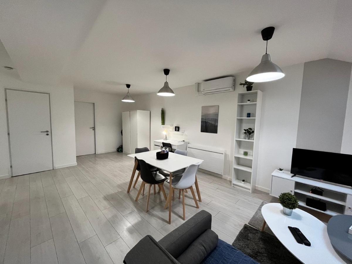 " La Residence Du Chateau " Audun-le-Tiche Extérieur photo